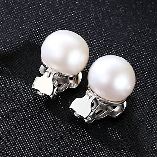 Lunar Whispers: S925 Silver Half-Moon Pearl Earstuds