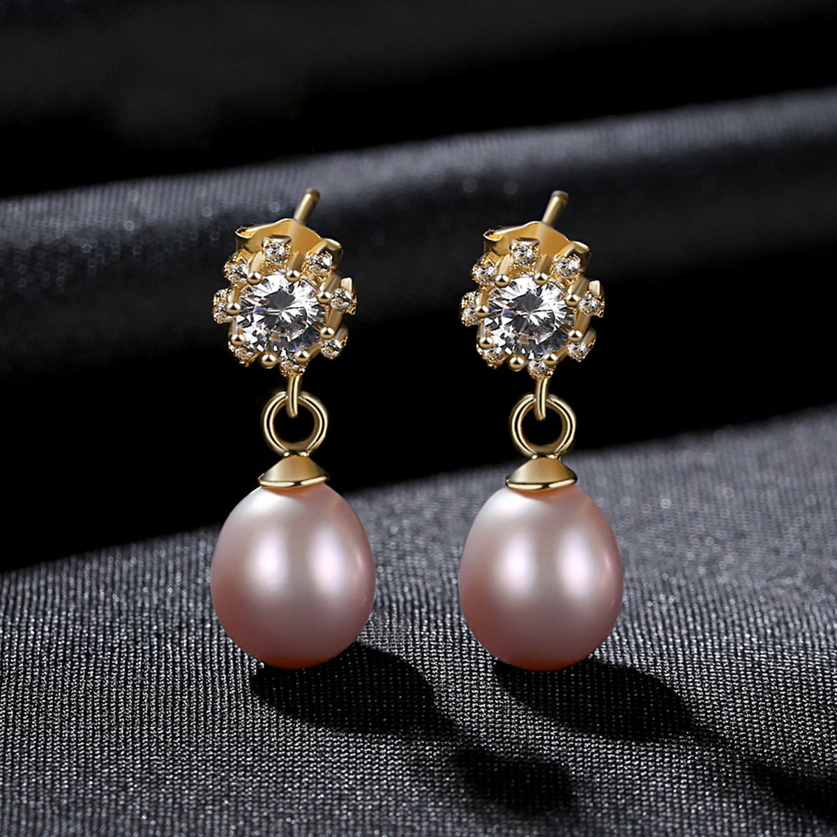 Modern Minimalism: Sleek S925 Silver Pearl Earstuds