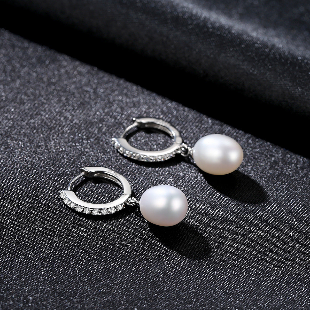 Rustic Glamour: Hammered S925 Silver Pearl Ear Adornments